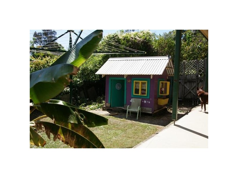 1 Narrogal Court, Ocean Shores NSW 2483