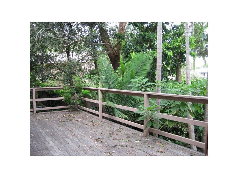 1 Bobra Glen, Ocean Shores NSW 2483