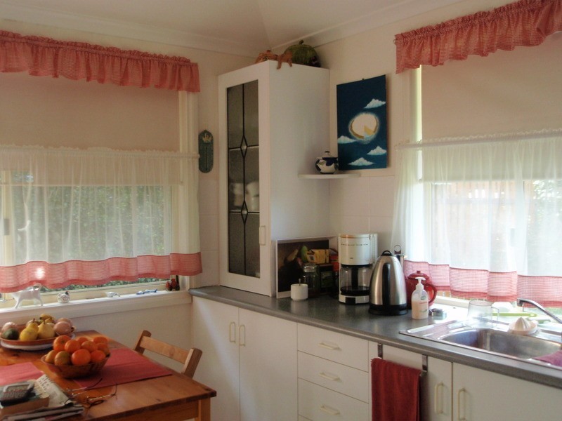 18 Yamble Drive, Ocean Shores NSW 2483