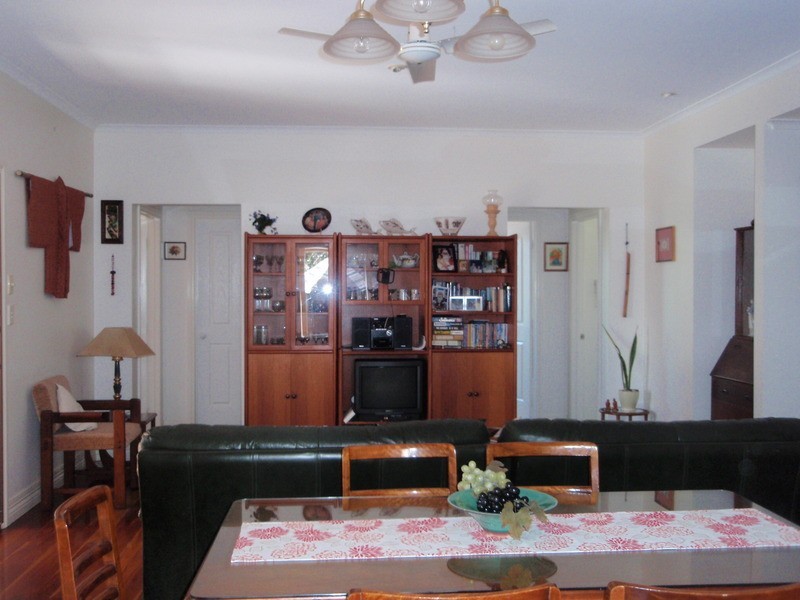 18 Yamble Drive, Ocean Shores NSW 2483