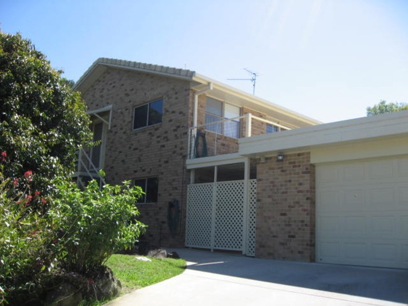 13 Putta Place, Ocean Shores NSW 2483