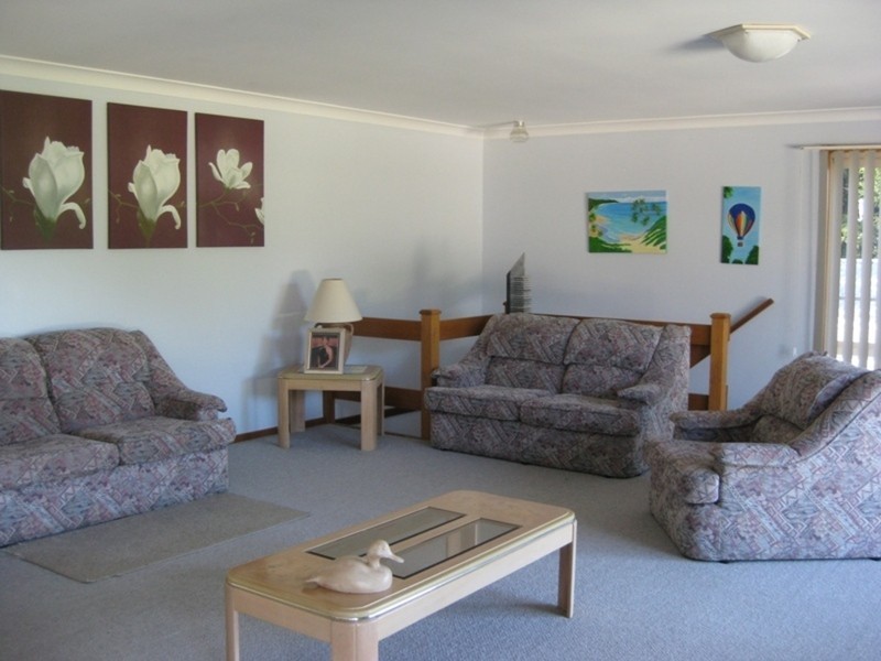 13 Putta Place, Ocean Shores NSW 2483