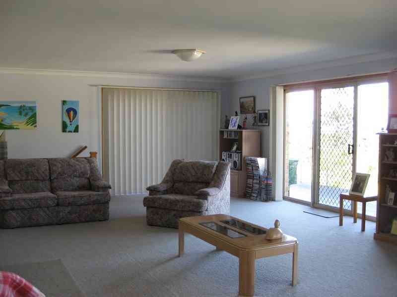 13 Putta Place, Ocean Shores NSW 2483