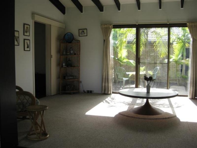 32 Balemo Drive, Ocean Shores NSW 2483