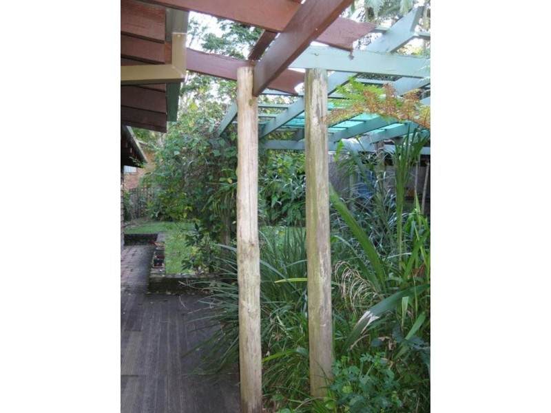 24 Mundurra Avenue, Ocean Shores NSW 2483