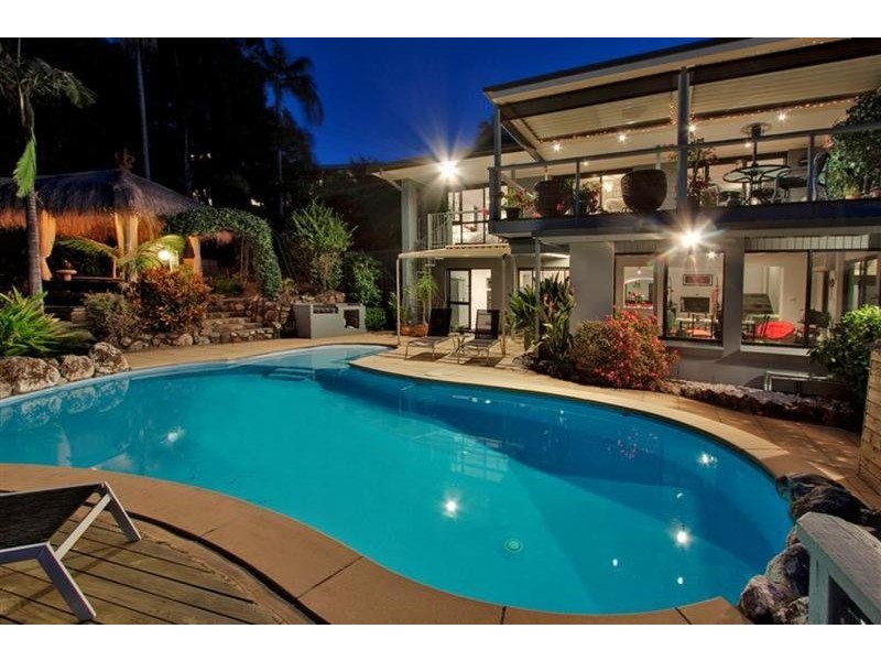 5 Harah Court, Ocean Shores NSW 2483