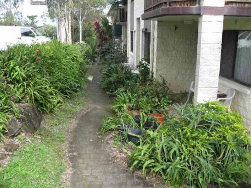 2/2 Arika Avenue, Ocean Shores NSW 2483