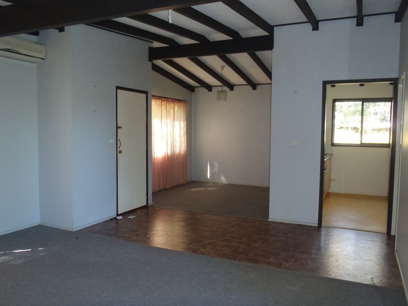 2 Oba Place, Ocean Shores NSW 2483