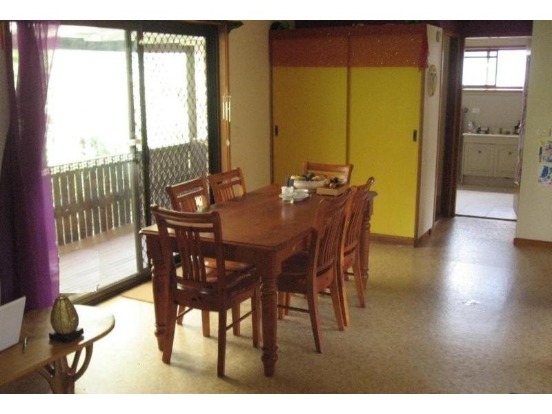 15 Jarrah Crescent, Ocean Shores NSW 2483