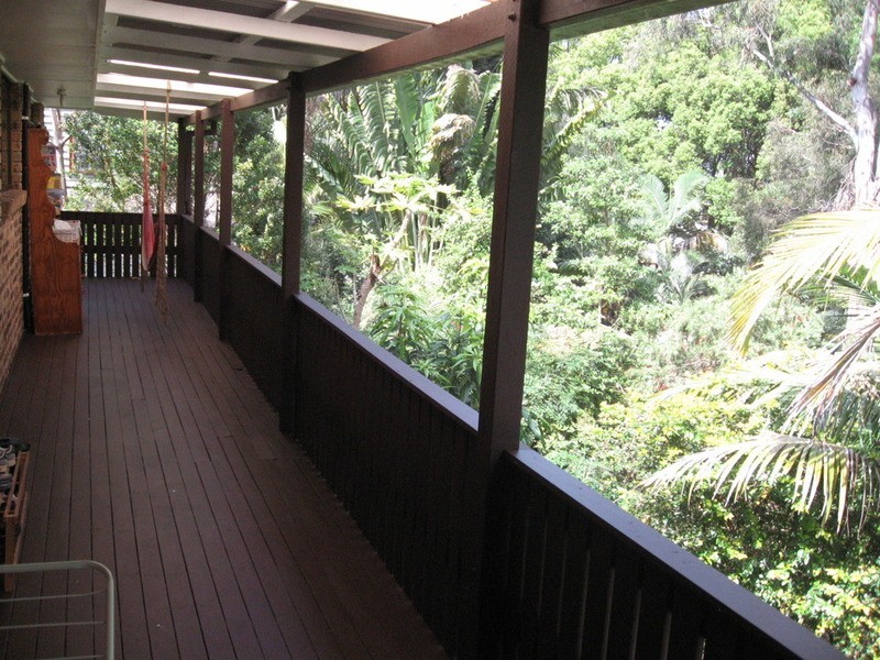 15 Jarrah Crescent, Ocean Shores NSW 2483