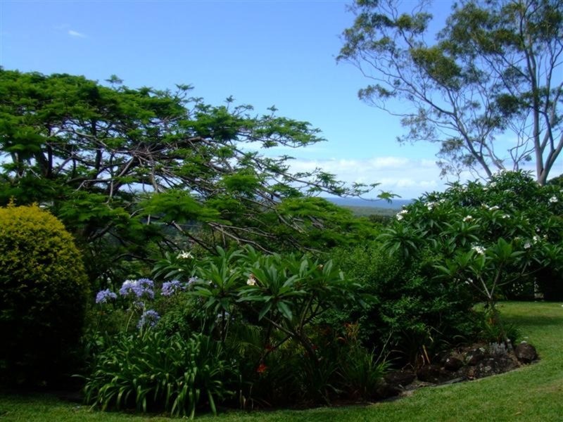 32 Tongarra Drive, Ocean Shores NSW 2483