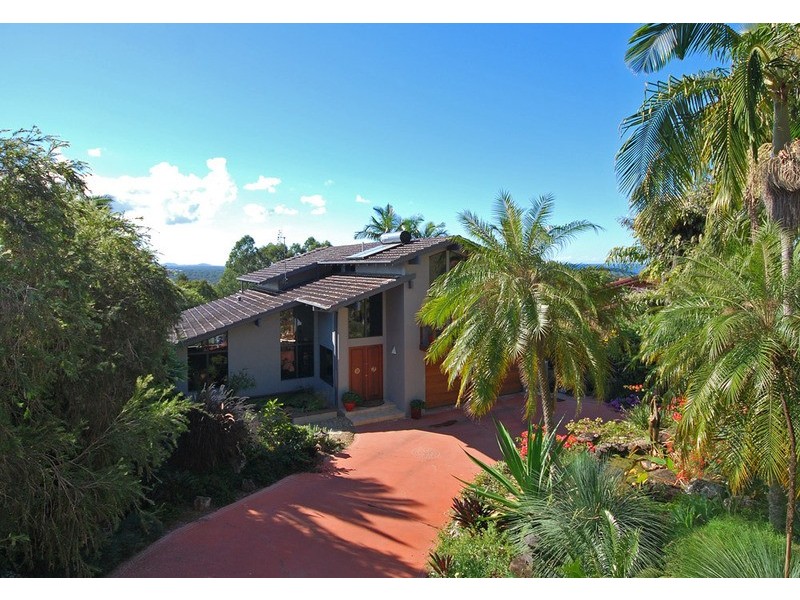 10 Tongarra Drive, Ocean Shores NSW 2483