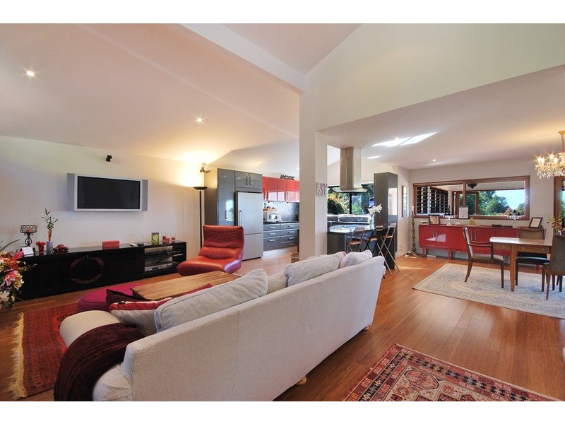 10 Tongarra Drive, Ocean Shores NSW 2483