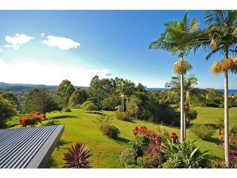 10 Tongarra Drive, Ocean Shores NSW 2483