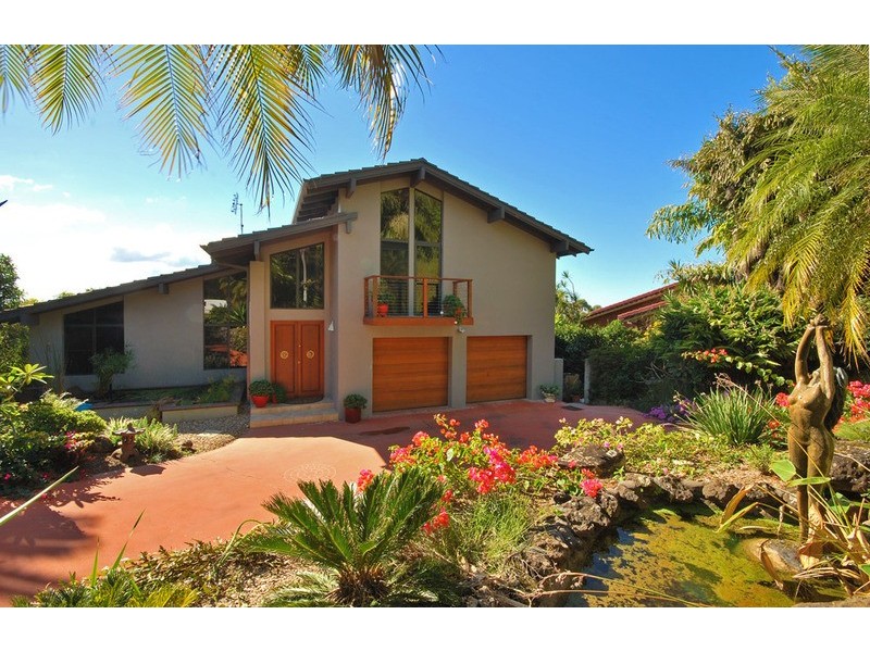 10 Tongarra Drive, Ocean Shores NSW 2483