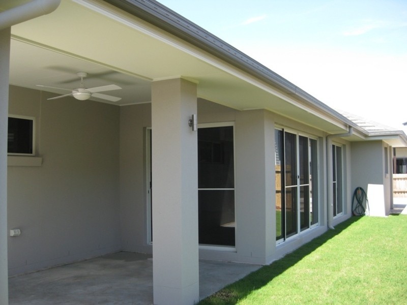 2/8 Hart Court, Ocean Shores NSW 2483