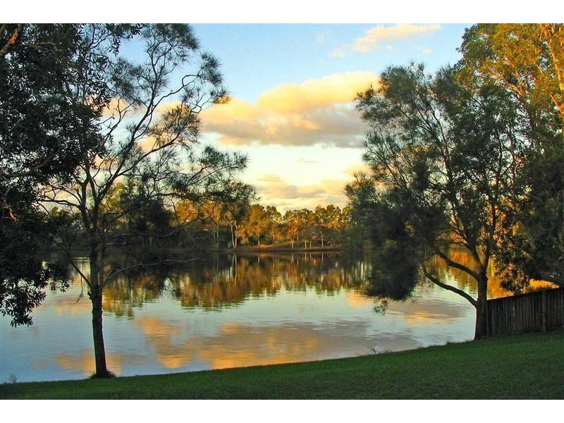 17 Berrimbillah Court, Ocean Shores NSW 2483