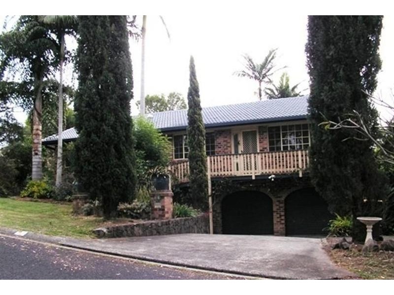 1 Coonawarra Court, Ocean Shores NSW 2483