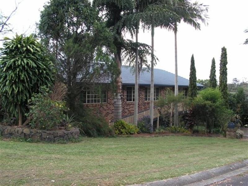 1 Coonawarra Court, Ocean Shores NSW 2483