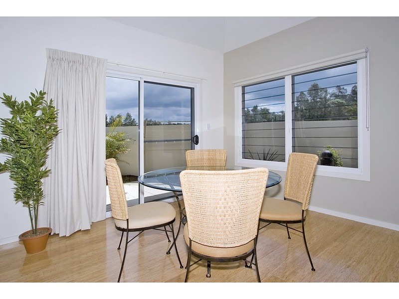 1/6-8 Halyard Court, Ocean Shores NSW 2483