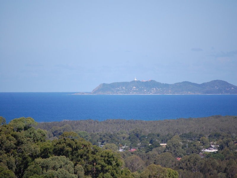 8 Weeronga Way, Ocean Shores NSW 2483