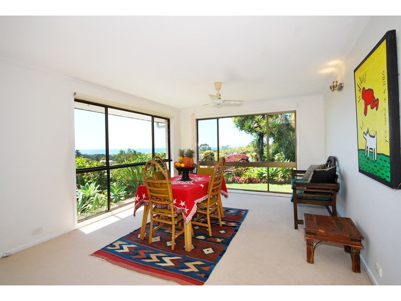 22 Goondooloo Drive, Ocean Shores NSW 2483