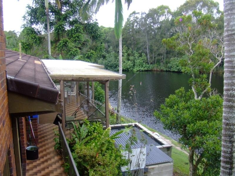22 Natan Court, Ocean Shores NSW 2483