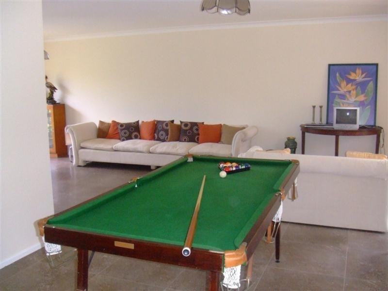 22 Natan Court, Ocean Shores NSW 2483