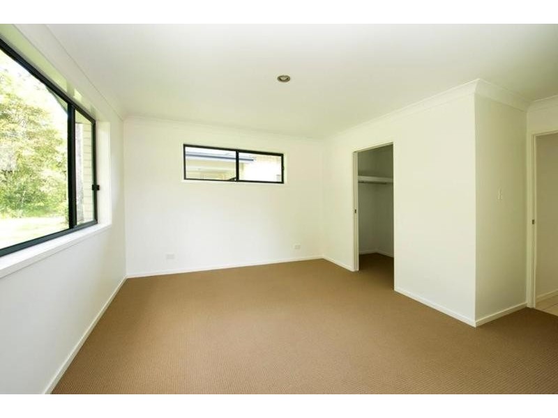 15 Boondoon Crescent, Ocean Shores NSW 2483