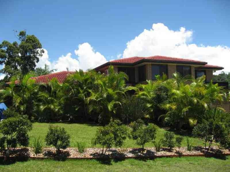 9 Gibingbell Close, Ocean Shores NSW 2483