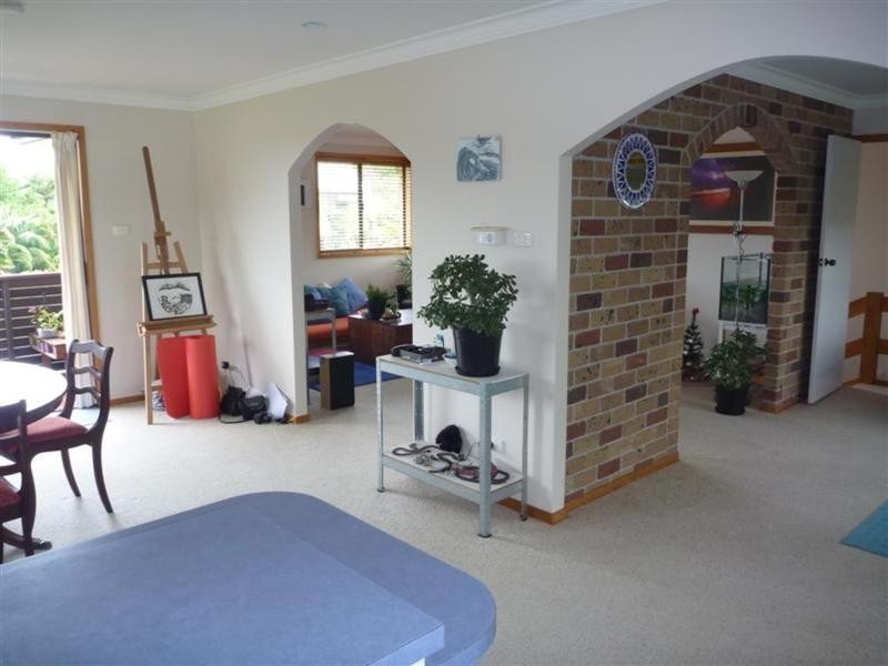 9 Gibingbell Close, Ocean Shores NSW 2483