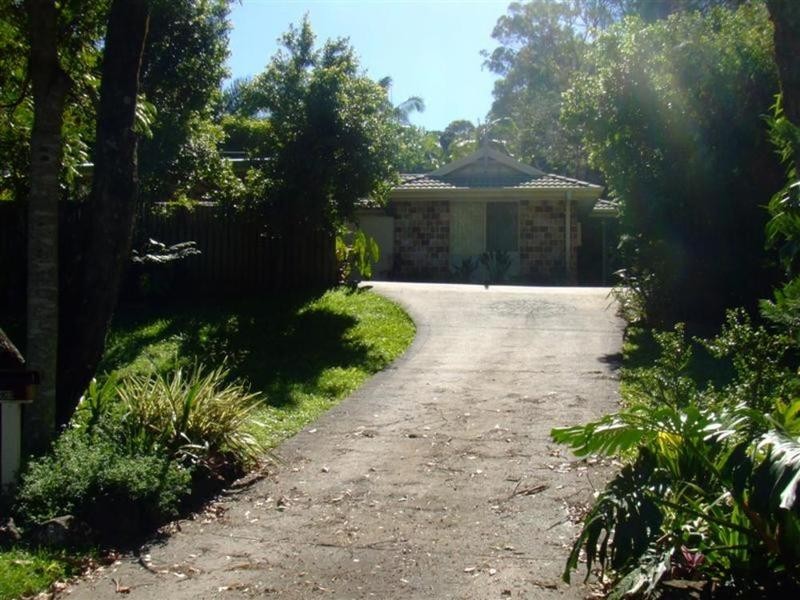 103 Balemo Drive, Ocean Shores NSW 2483