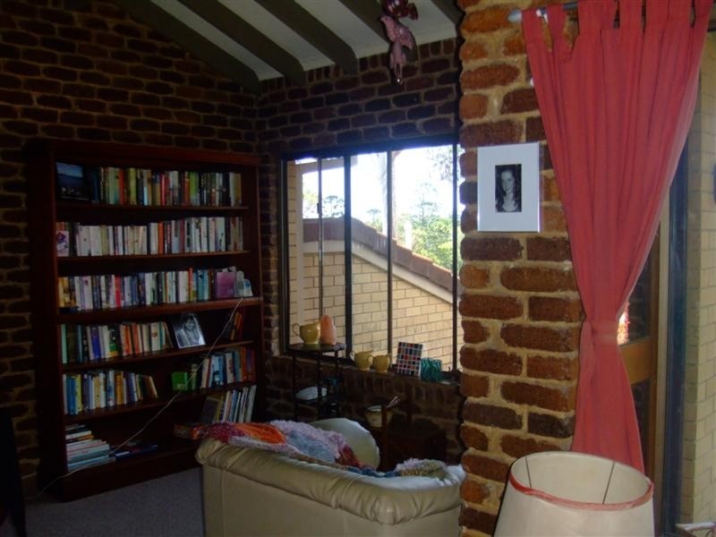 6/4 Durroon Court, Ocean Shores NSW 2483