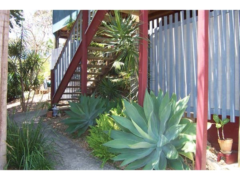 8 Matong Drive, Ocean Shores NSW 2483
