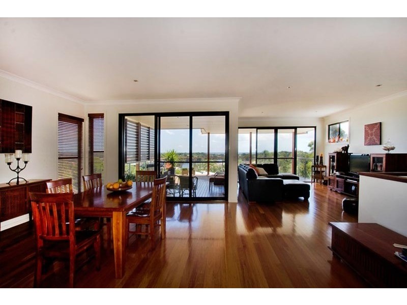 18 Palmer Avenue, Ocean Shores NSW 2483