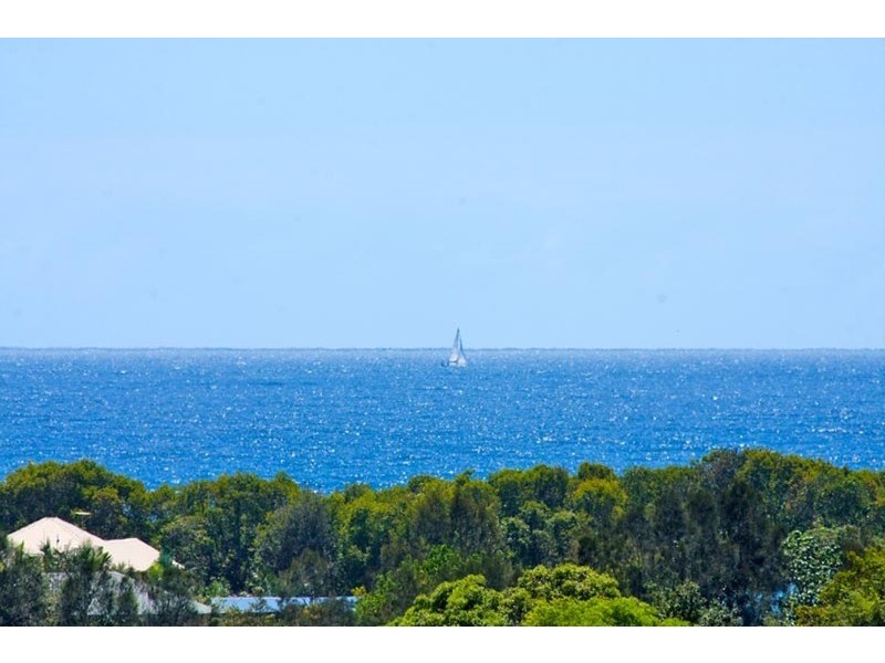 18 Palmer Avenue, Ocean Shores NSW 2483