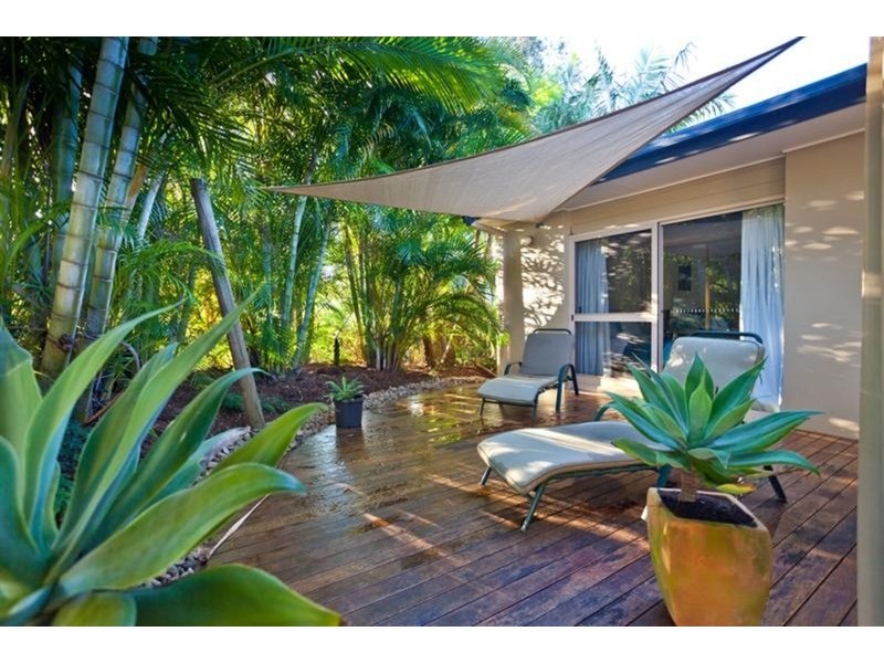 78 Balemo Drive, Ocean Shores NSW 2483