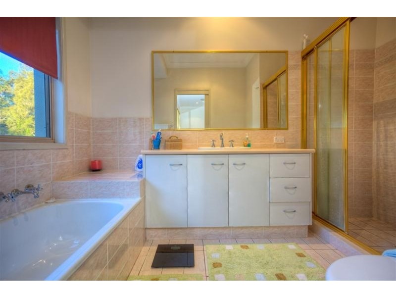 78 Balemo Drive, Ocean Shores NSW 2483