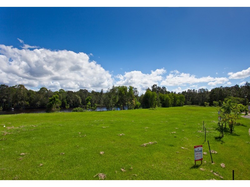 3 Halyard Court, Ocean Shores NSW 2483