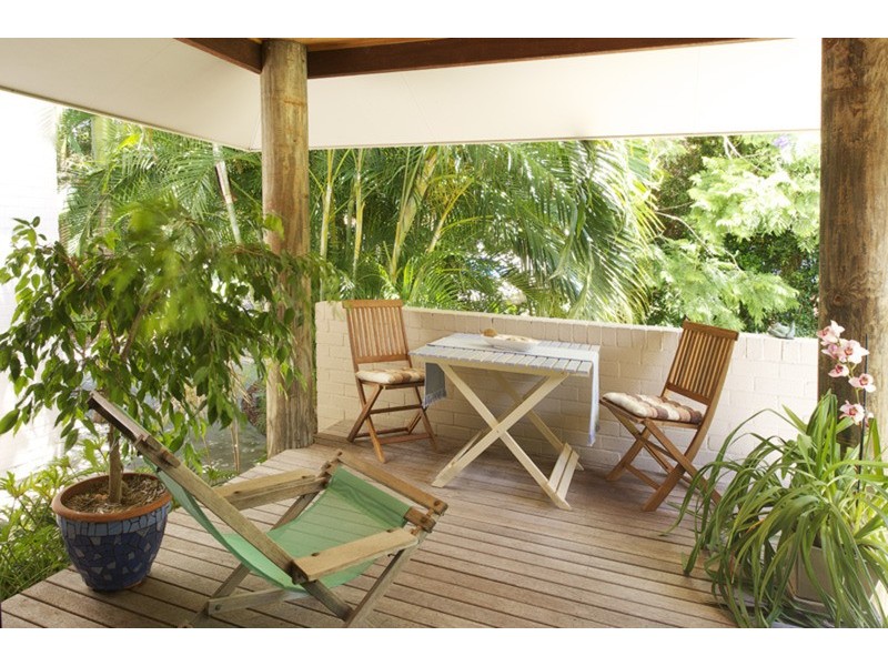 2 Barkala Court, Ocean Shores NSW 2483