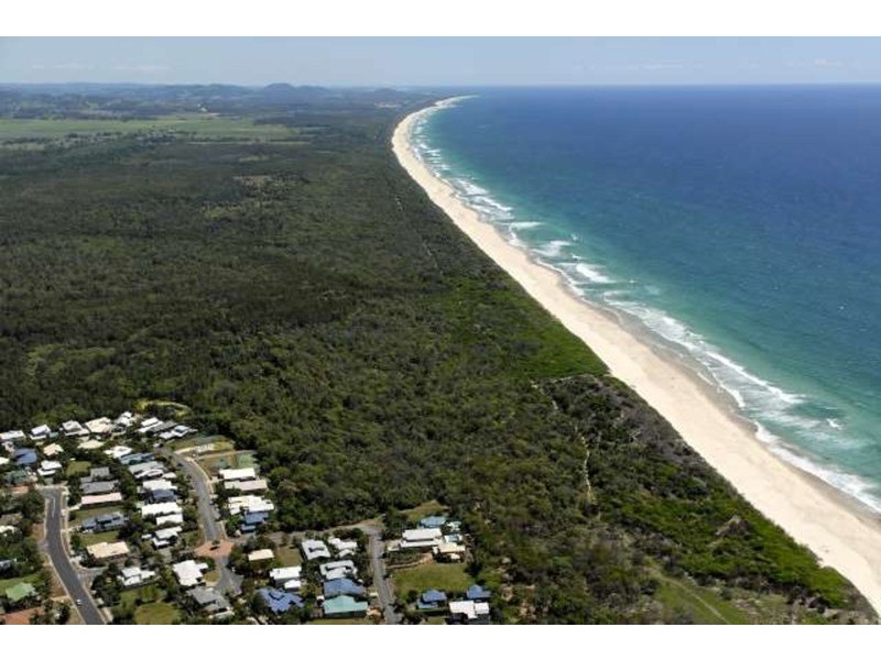 2 Barkala Court, Ocean Shores NSW 2483