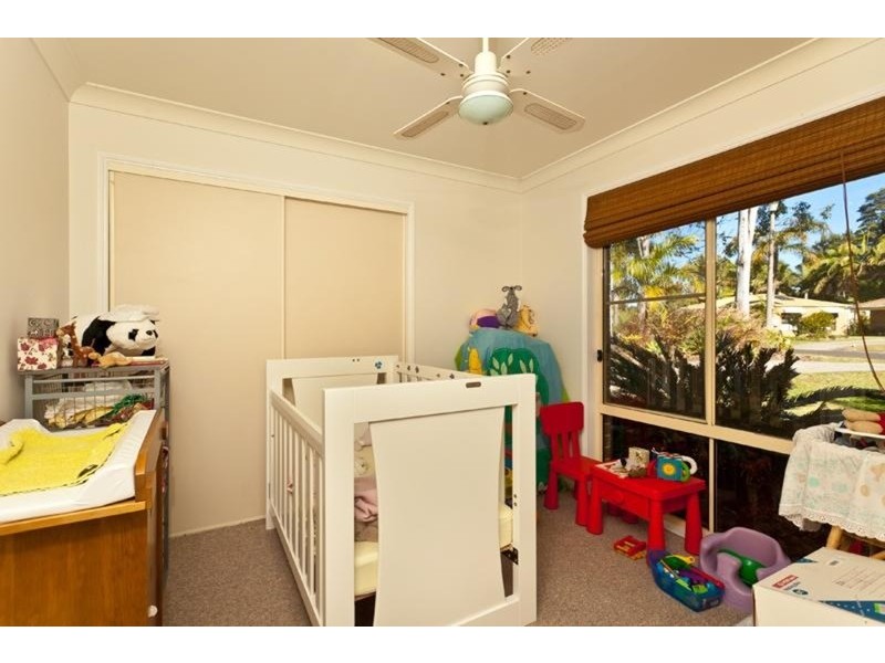 10 Gilba Avenue, Ocean Shores NSW 2483