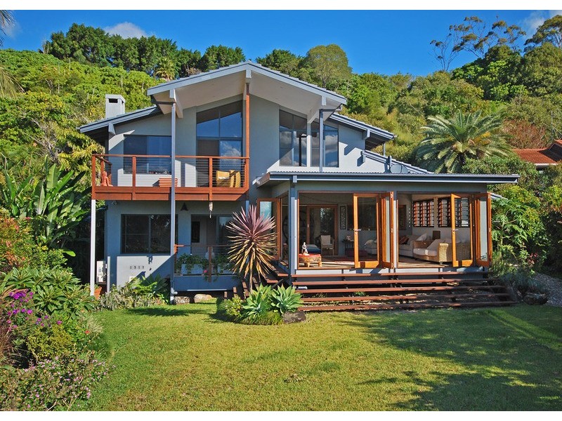 10 Tongarra Drive, Ocean Shores NSW 2483