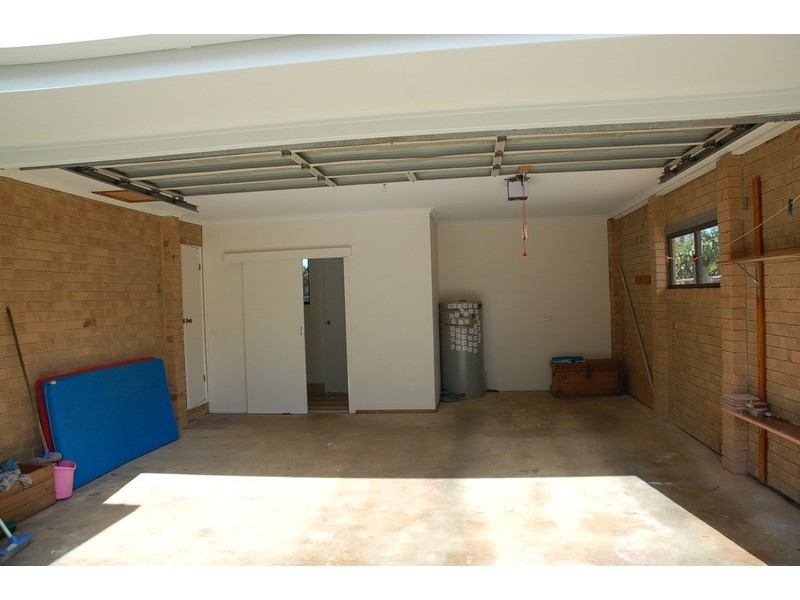 4 Barkala Court, Ocean Shores NSW 2483