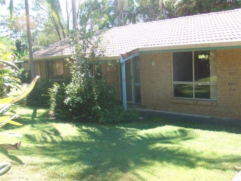 10 Burra Burra Close, Ocean Shores NSW 2483