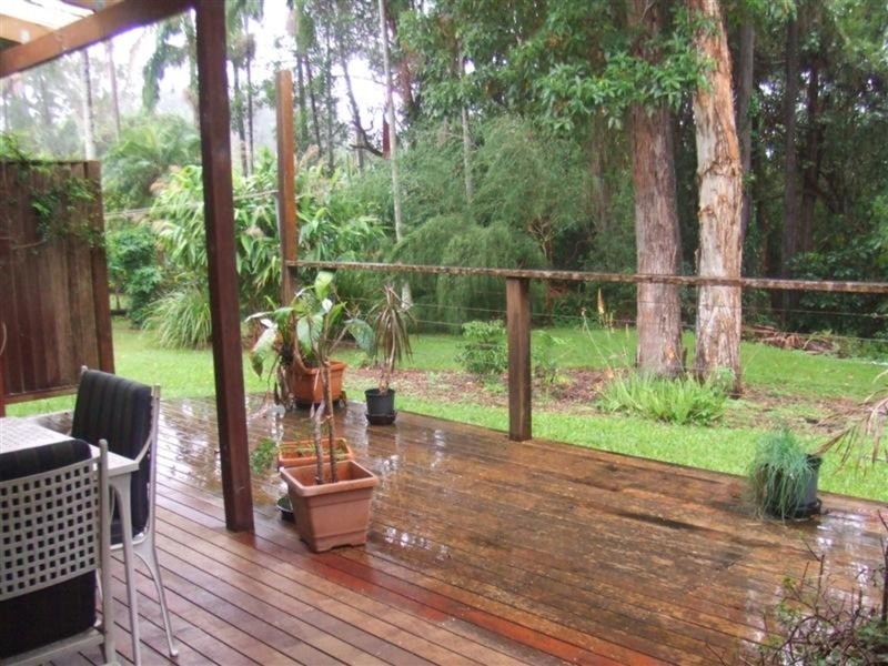 10 Burra Burra Close, Ocean Shores NSW 2483