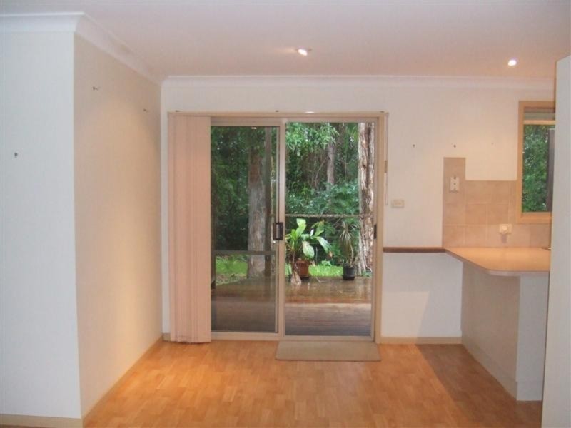 10 Burra Burra Close, Ocean Shores NSW 2483