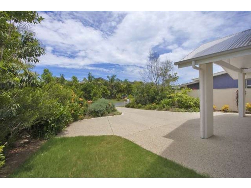 26 Mia Court, Ocean Shores NSW 2483