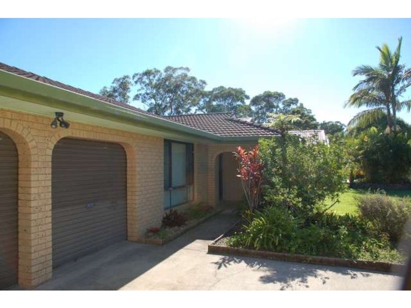 50 Narooma Drive, Ocean Shores NSW 2483