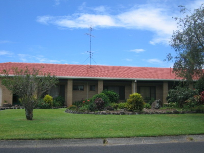 2/16 balemo Drive, Ocean Shores NSW 2483